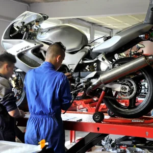 Automobile & motorbike