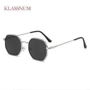 Fashion Small Square Sunglasses Women Retro Men Black Metal Unisex Sun Glasses Trendy Classic Style Punk Gradient Shade UV400