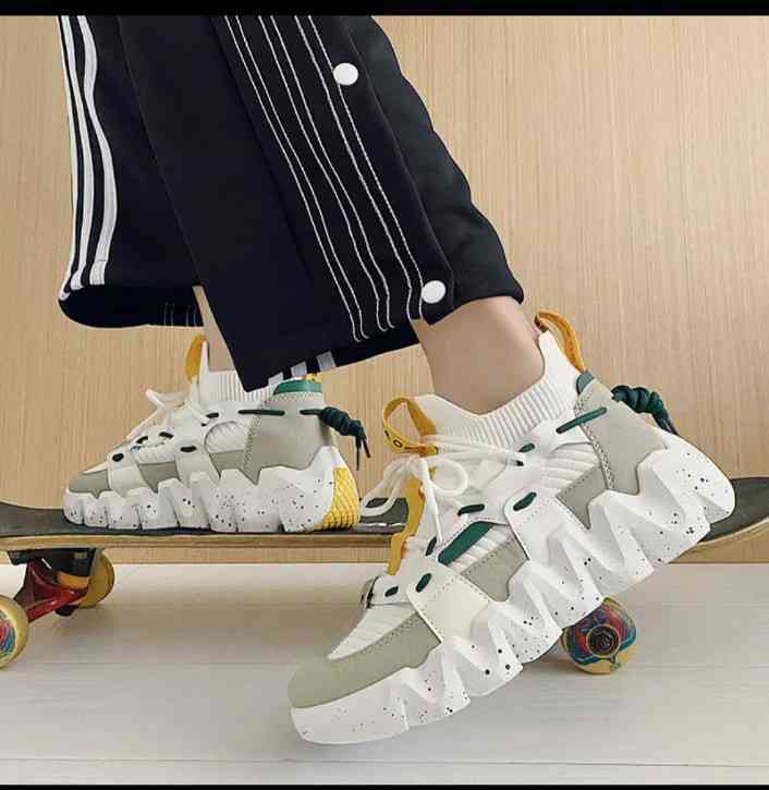 Speakers Shoes for men and women ( Dh 32) - Image 2